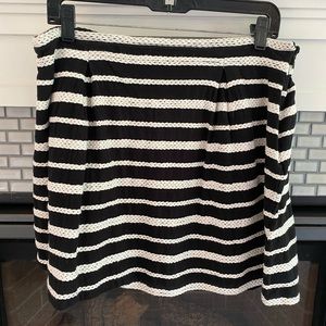 Max Studio stretch a-line short skirt in black with ivory braided stripes